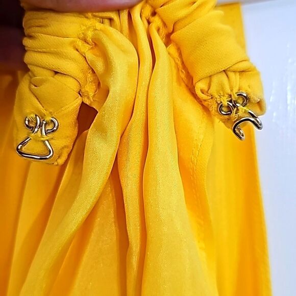 Daniela Corte Opening Dress, Yellow, Open Back, 100% Silk, Size 40, Small - Picture 7 of 11